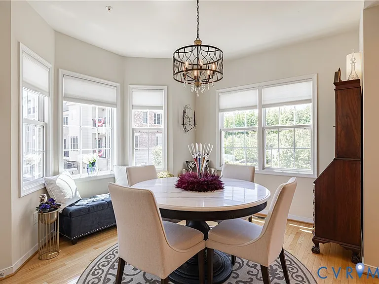 3921 Liesfeld Pl — Photo 6