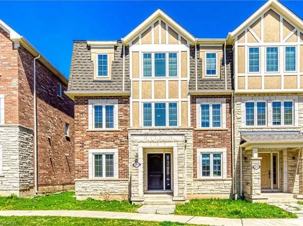 212 Ellen Davidson Dr, Oakville, ON L6M 0V1