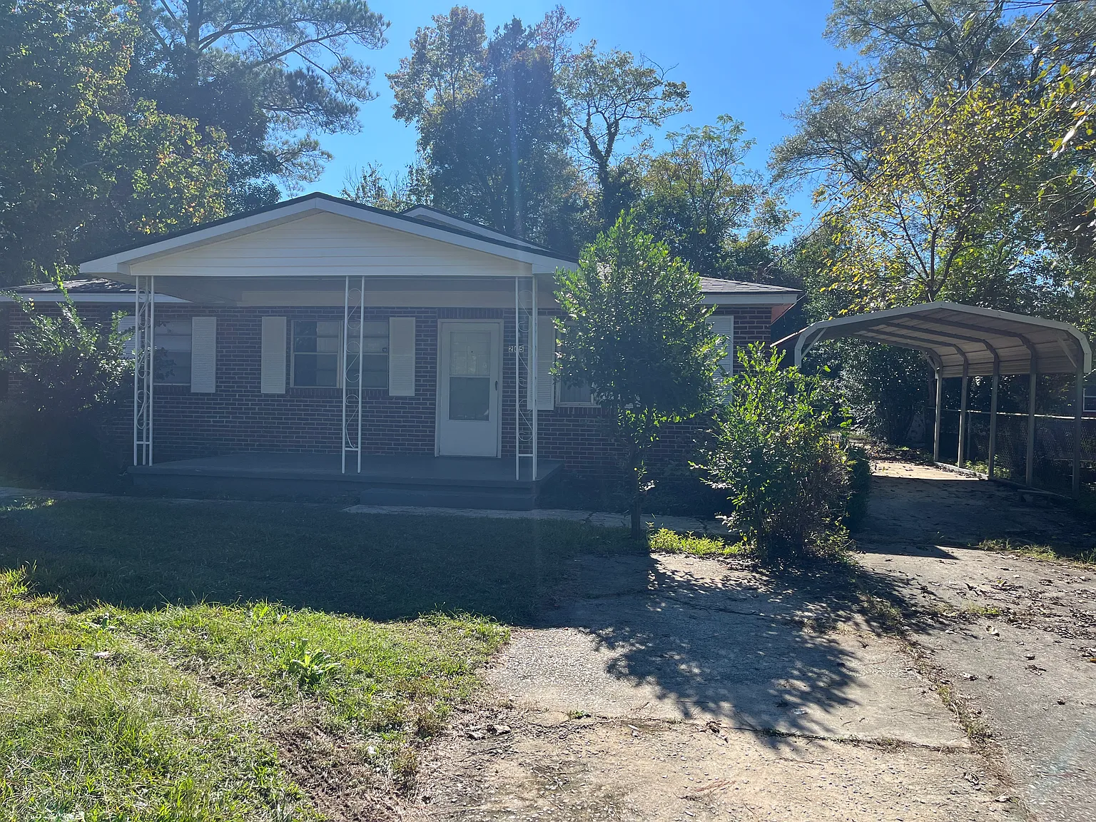 4 bed, 1600 sqft, $1,550 — Photo 2