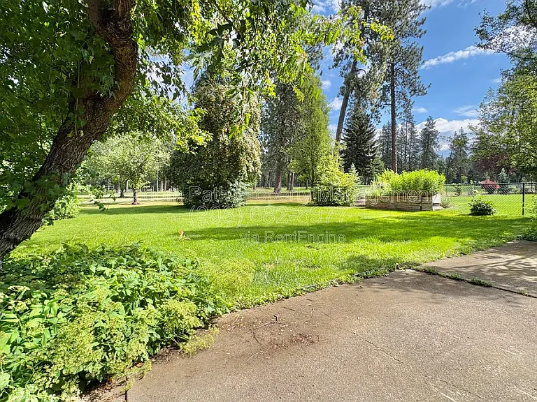 2707 W Fairway Dr — Photo 18