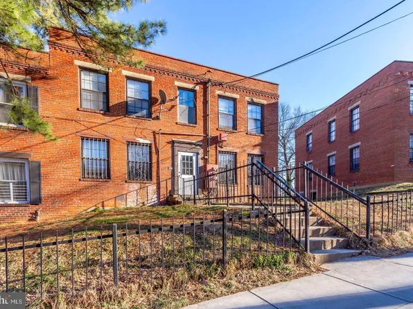 10 Galveston Pl SW, Washington, DC 20032