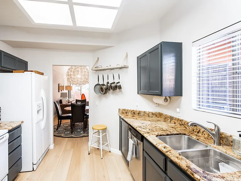 611 Desert Sage Ln — Photo 15