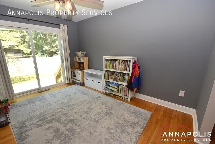 700 Mount Alban Dr — Photo 11
