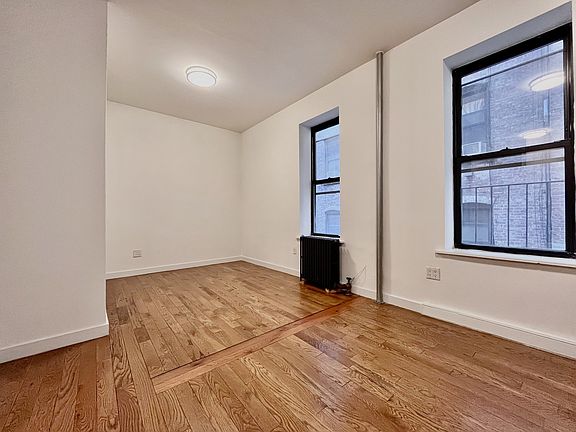 5th image of 611 W 137th St #27C