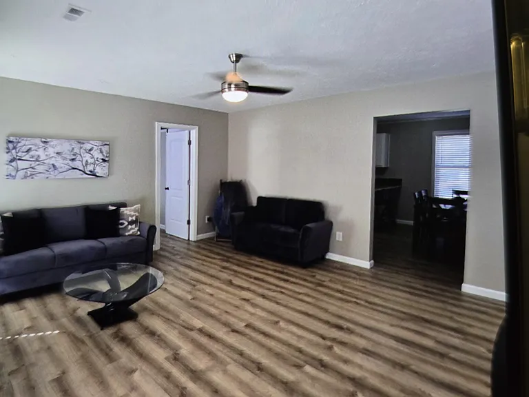 1443 Darty Rd — Photo 4