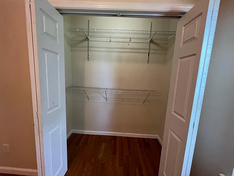 763 Lynwood Ave #B — Photo 17