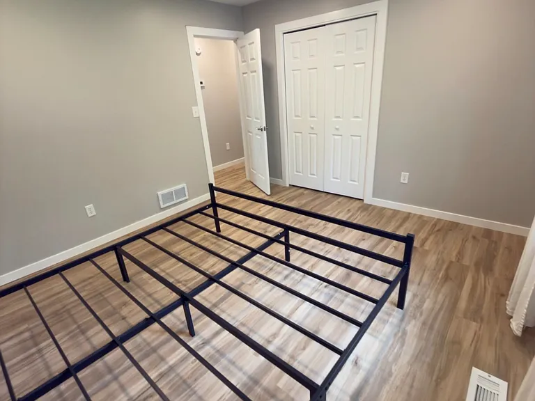 5750 Crandall Rd — Photo 16