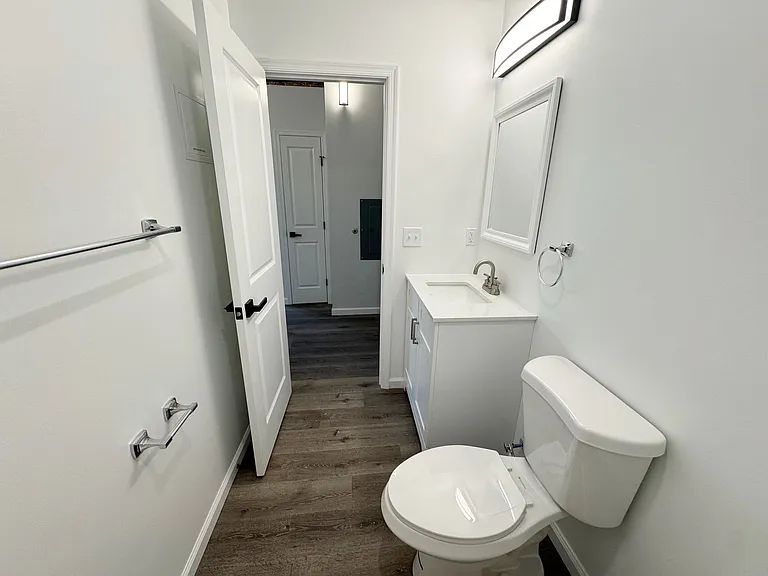 810 Monocacy St #403 — Photo 33