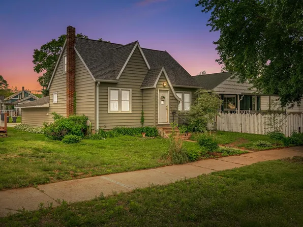 2118 Charles STREET, La Crosse, WI 54603