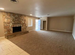 57610 Crestview Dr, Yucca Valley, CA 92284