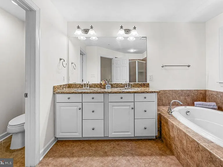 1627 Whitehall Dr — Photo 19