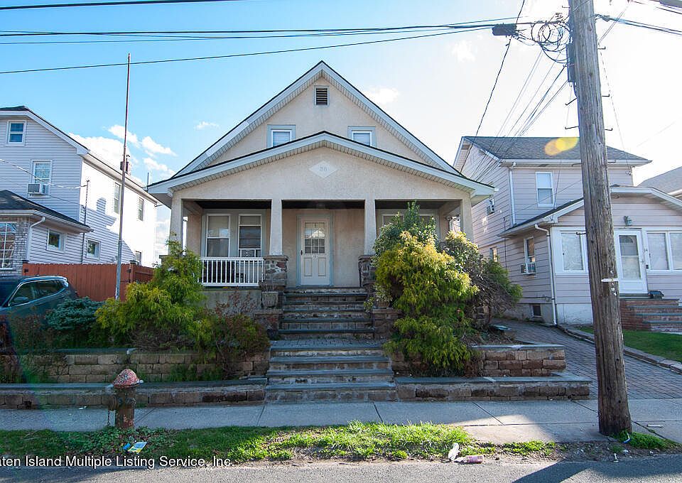 1st image of 30 Ellington St