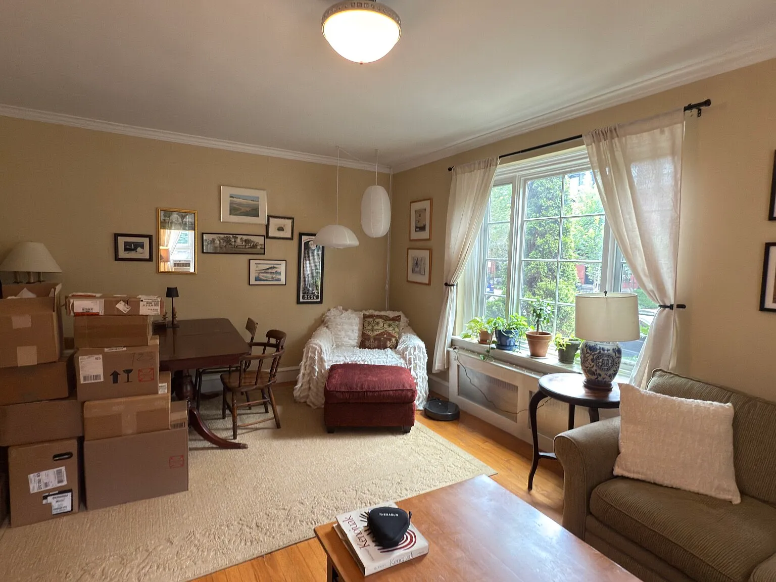 2 bed, 1.0 bath, $4,000 — Photo 3