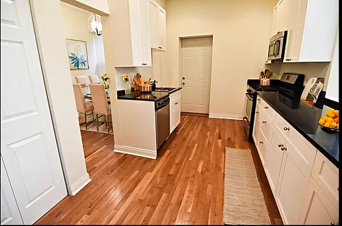 800 W Belmont Ave #3E Photo 1 800 W Belmont Ave #3E Photo 1