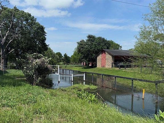 2nd image of 35206 Cattle Creek Rd