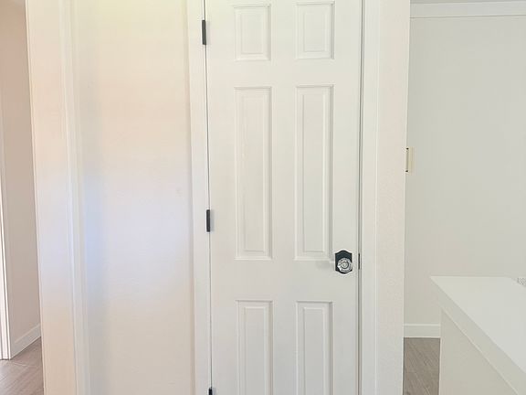 Entrance hall way