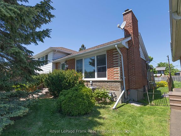 3rd image of 872 Weller St