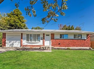 2016 Mistyhill Dr, Cincinnati, OH 45240