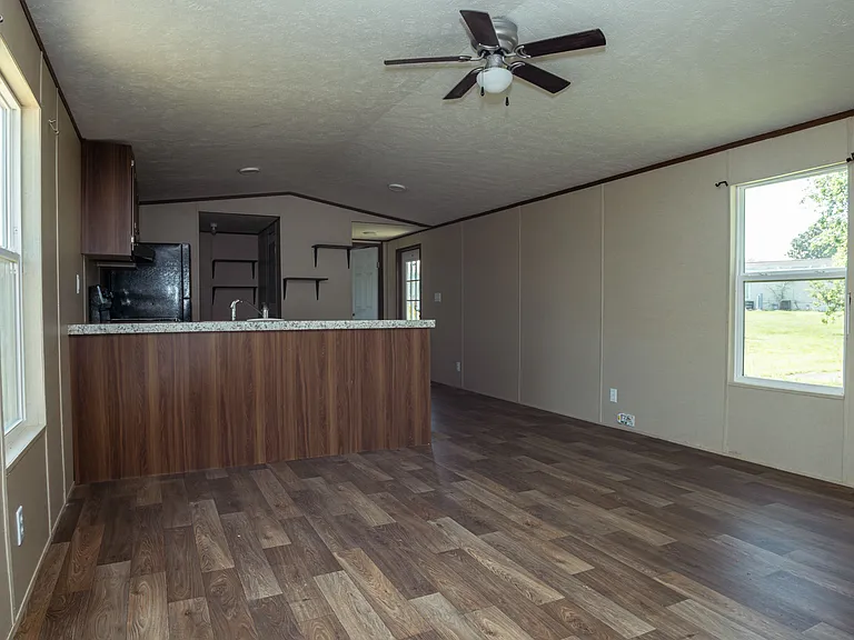 10270 Russellville Rd #60 — Photo 4