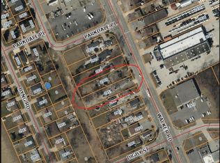 2951 Walker Rd, Windsor, ON N8W3R4