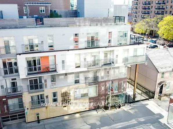 360 Cumberland St #308, Ottawa, ON K1N 0B1