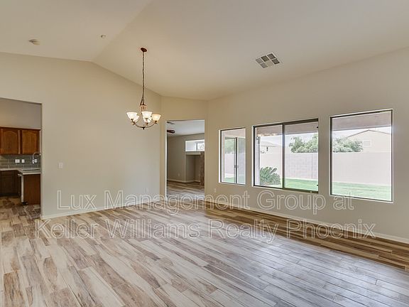4th image of 43540 W Harris Dr