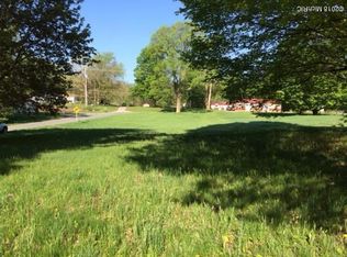 885 River St, Allegan, MI 49010