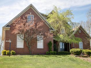 81 Persimmon Ridge Dr, Louisville, KY 40245