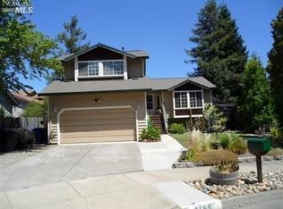 2155 Nightingale Dr, Santa Rosa, CA 95403