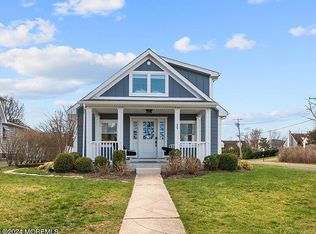 25 Crescent Dr, Brielle, NJ 08730