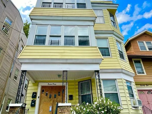 93 21st St, Irvington, NJ 07111