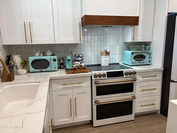 45 W VOGEL Avenue, Phoenix, AZ 85021