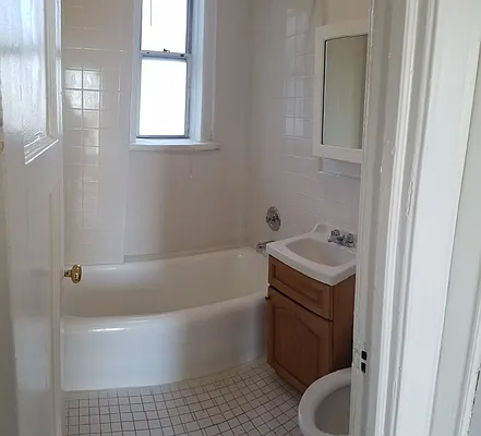 Rented by Smart NY Realty LLC | media 1
