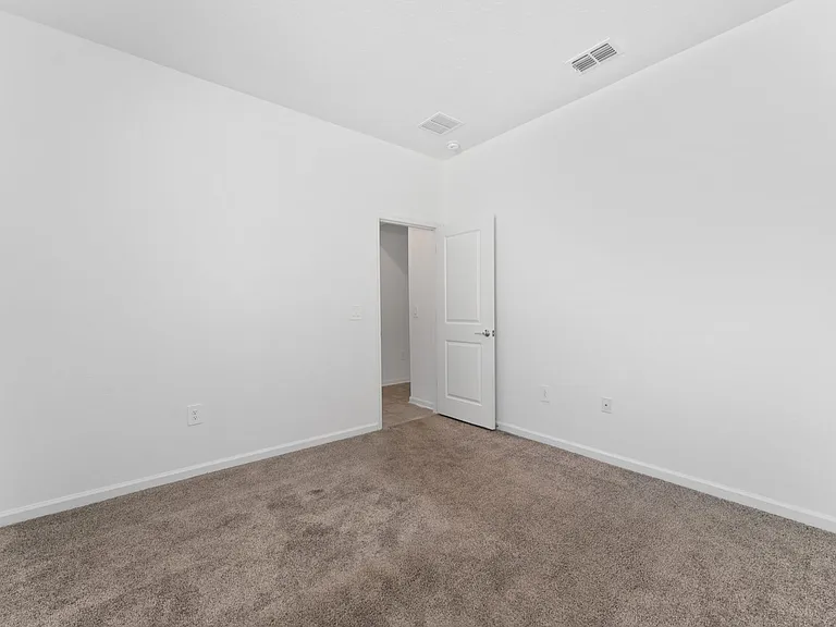 860 Daring Dr — Photo 19