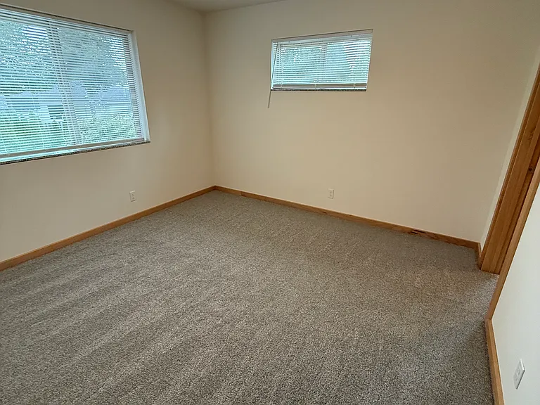 19352 Viking Ave NW — Photo 13