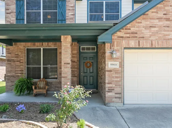 5900 Red Drum Dr, Fort Worth, TX 76179