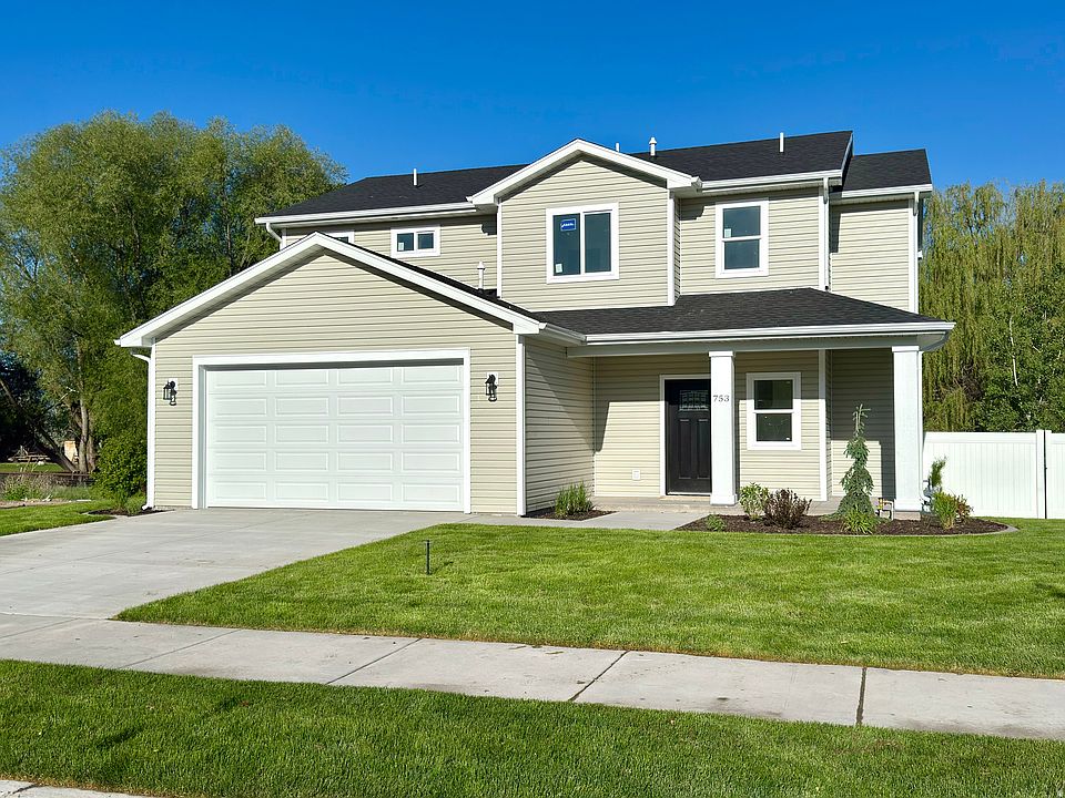 1st image of 753 S Robison Ln