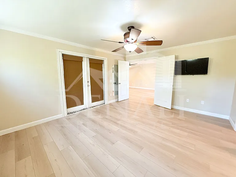 1326 W Palm Ln — Photo 12