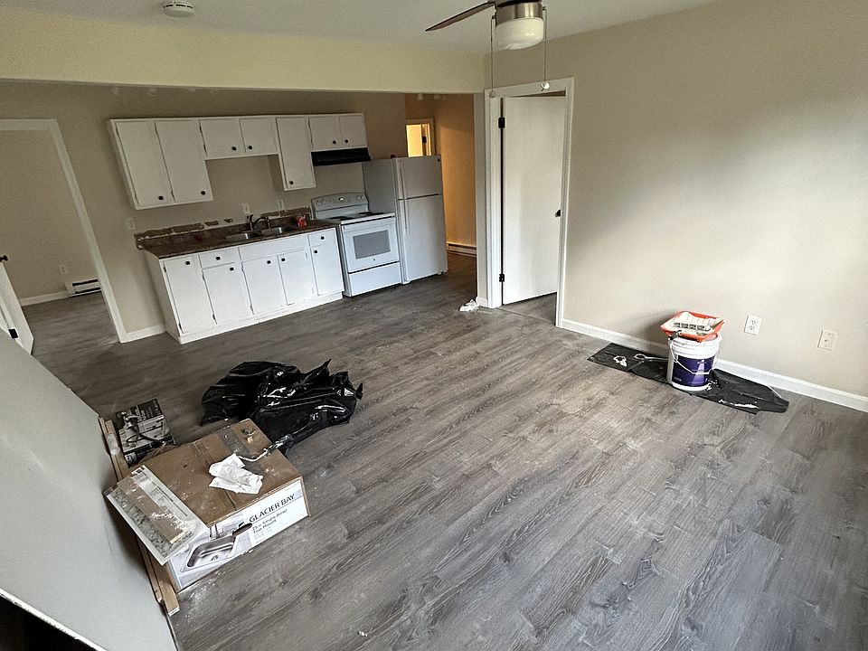 109 Morris St Southbridge MA Zillow