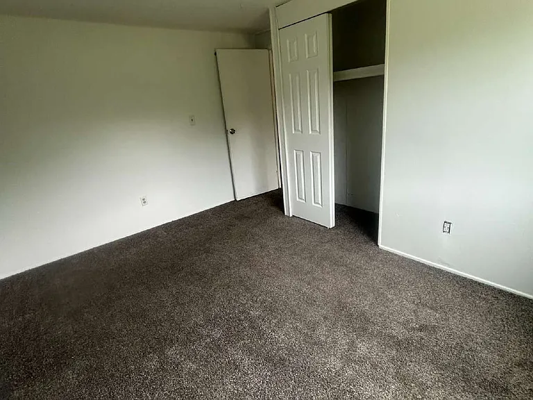4112 Main St #1 — Photo 8