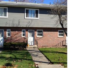 3 Camelot Dr APT 2, Bloomfield, CT 06002