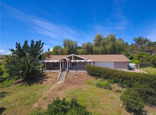 226 Foxfire Ln, Fallbrook, CA 92028