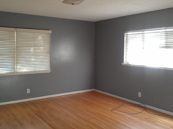 3rd image of 564 Saint John Pl