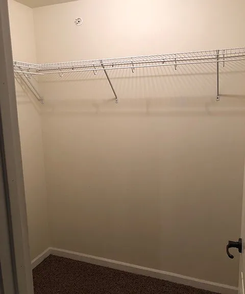 1000 Lakewood Dr #1 — Photo 11