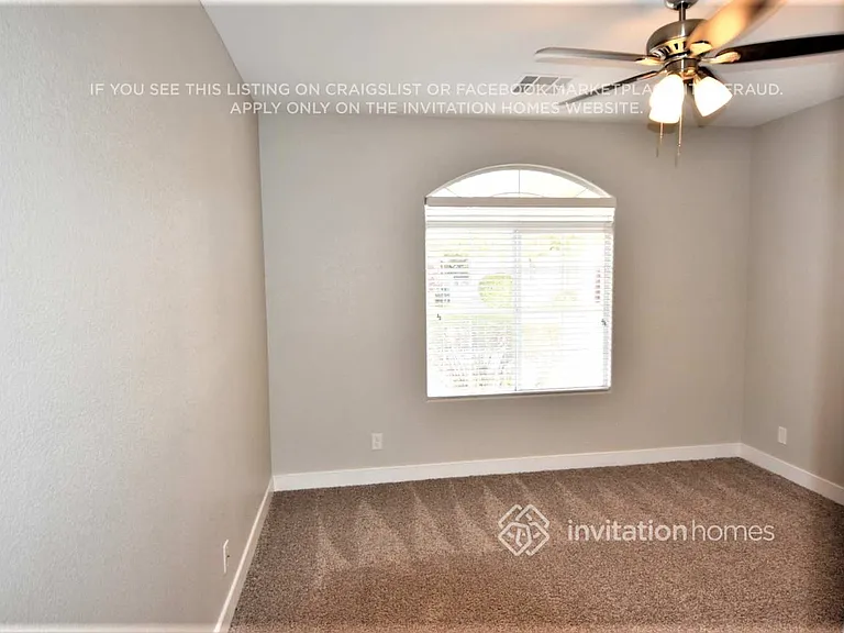 8121 Indigo Gully Ct — Photo 16