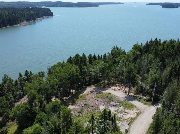 179 N North Duck Cove Road, Roque Bluffs, ME 04654