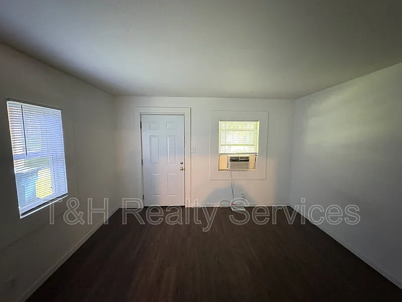 1 bed, 1.0 bath, 630 sqft, $850 — Photo 3