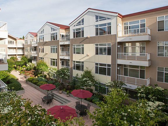 5th image of 136 102nd Ave SE APT 525
