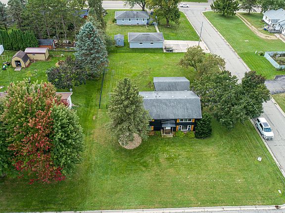 2nd image of 1474 Aldrich Ct