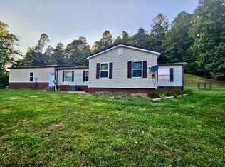 1069 Rinehart Rd, Wallace, WV 26448